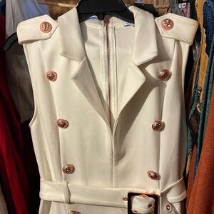 White sleeveless, collared dress